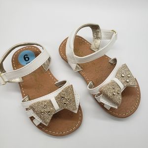 Girls Self Esteem Bow Accent Sandals